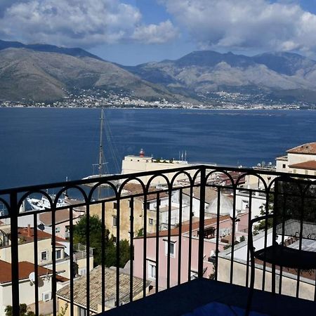 Le Suite Guarinelli B&B Gaeta Exterior foto