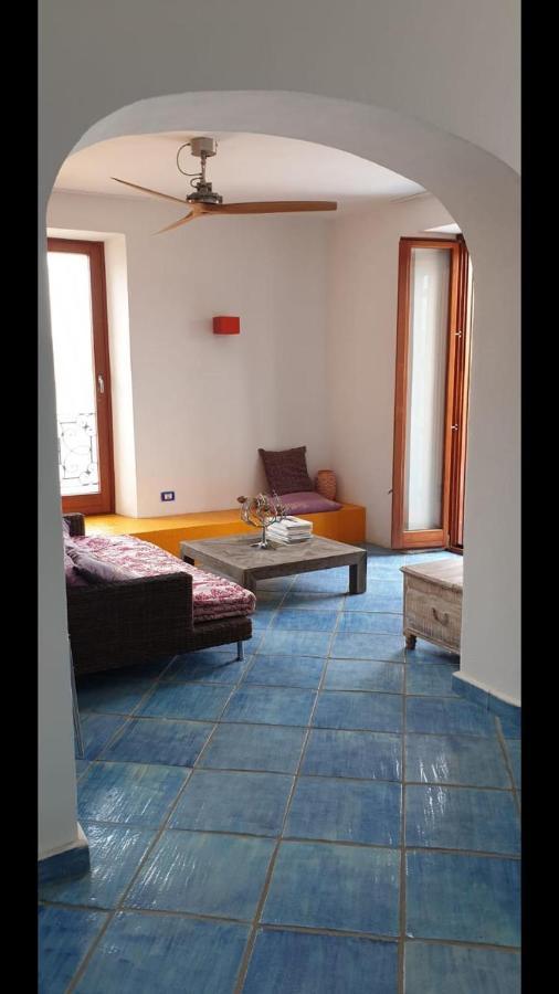 Le Suite Guarinelli B&B Gaeta Exterior foto