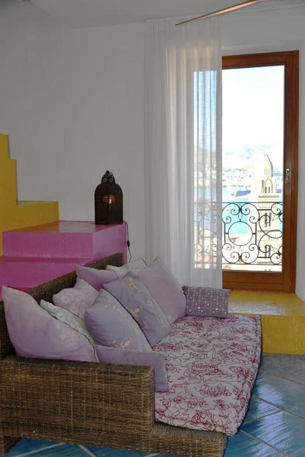 Le Suite Guarinelli B&B Gaeta Exterior foto