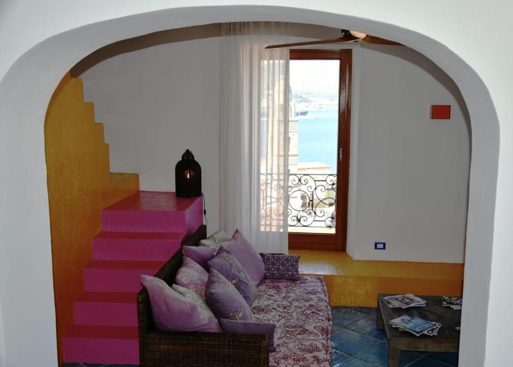 Le Suite Guarinelli B&B Gaeta Exterior foto